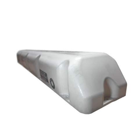 Fender rovný,d.98cm,š.10,5cm,v.15cm