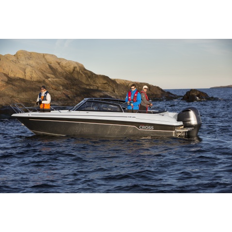 Motorový čln Yamarin Cross 75 BR