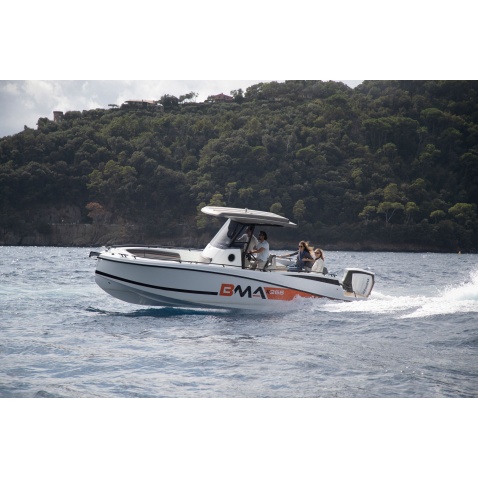 Motorový čln BMA X266 - Open