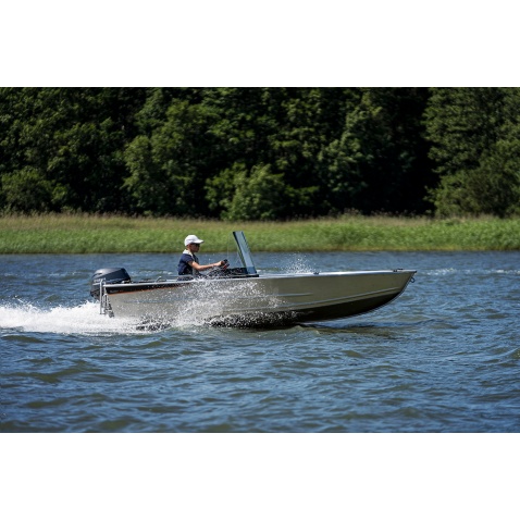 Motorový čln Buster XSR