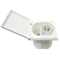 Zásuvka 230V, zapustená