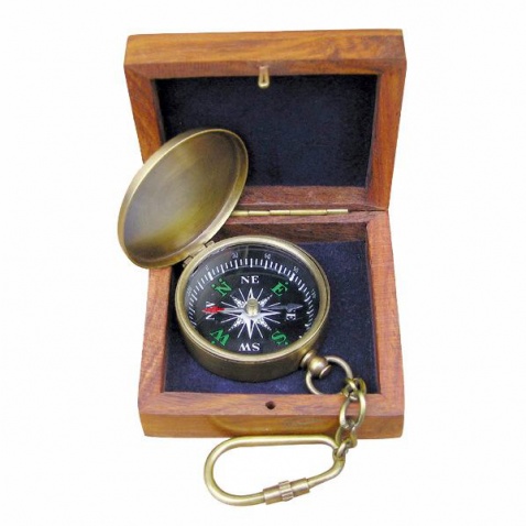 Kompas v drevenej krabičke,priem.4,5cm