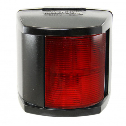 Svetlo pozičné Hella 112,5°, červené, 107x108mm