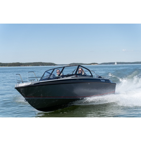 Motorový čln Buster XXL V MAX