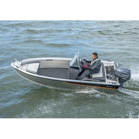 Motorový čln Buster SCC