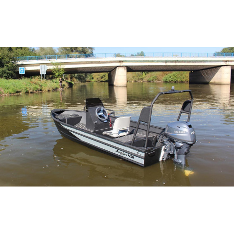 Rampa k rybárskému člnu Rapid Angler 430 zo svetlom