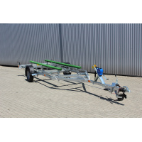 Príves 2500kg, G750, bržděný, 8400x2500mm