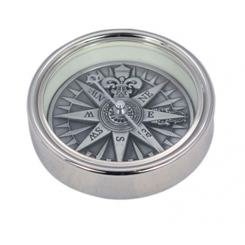 Kompas s 3D růžicou, chrom,pr.5,5cm, v .1,4cm
